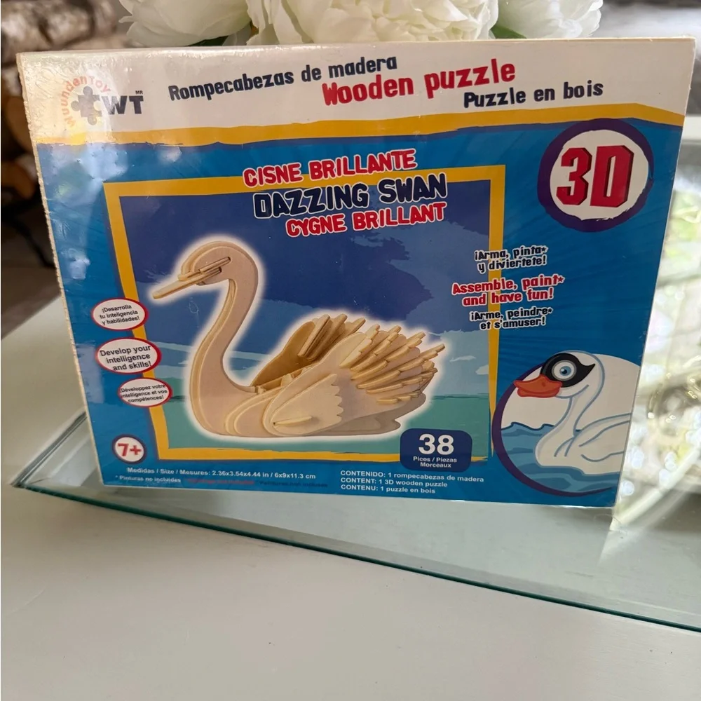 3D Wooden Puzzle Dazzling Swan (New)